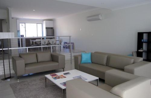 Encounter Bay House | Quiet Getaway Only Minutes to Beach