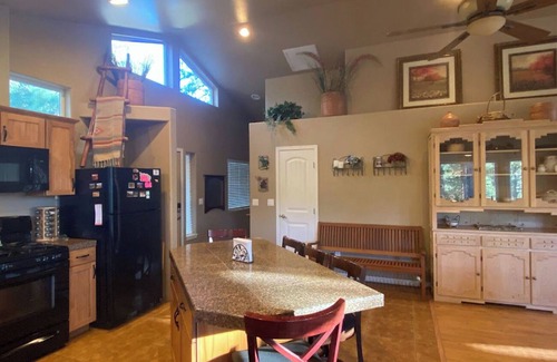 Kachina Village Cabin | Quiet Group Retreat Foosball 2 Living Rooms Forest Porches + Dining
