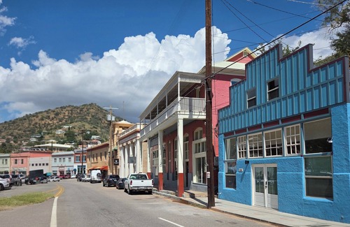 Bisbee House | Quiet Haven in the Heart of Old Bisbee