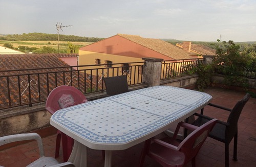 Sant Miquel de Fluvia House | Quiet house with garden, Costa Brava