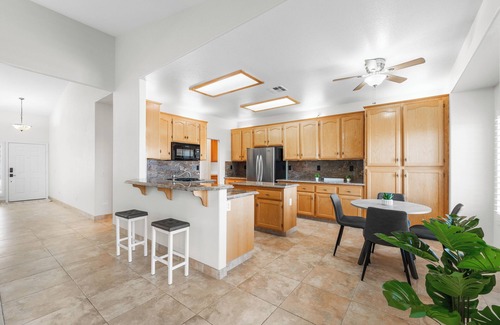Palmdale House | Quiet home in West Palmdale Hills W/Pool