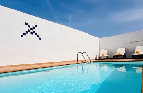 La Asomada Villa | Quiet house with spectacular views to Isla de Lobos and Fuerteventura.
