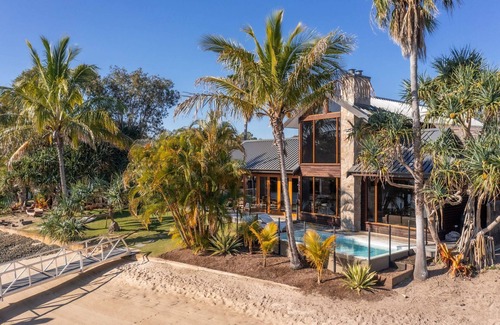 Gold Coast House | Quiet Island Paradise!