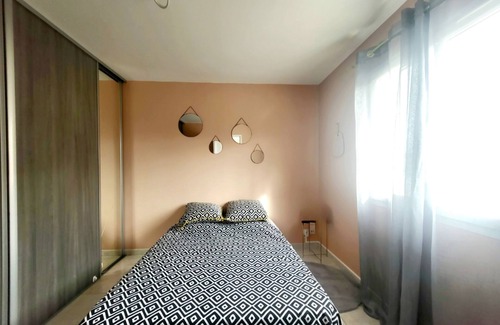 Peret House | Quiet location amidst vineyards with private pool and summer kitchen 2 bedrooms