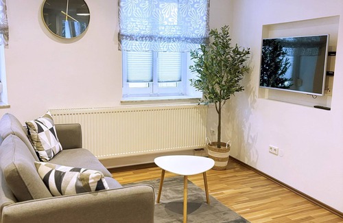 Neustadt an der Aisch House | Quiet luxury apartment in the heart of the old town
