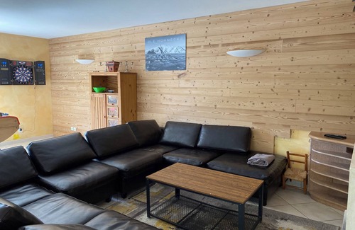 Travexin House | Quiet, luxurious gite for 14 people. Sauna and spa