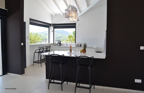 Trois-Ilets Villa | Quiet luxury villa with infinity pool, on the golf course with sea view