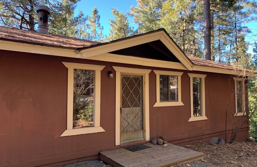 Idyllwild House | Quiet Mountain Retreat near the National Forest in Idyllwild-Pine Cove