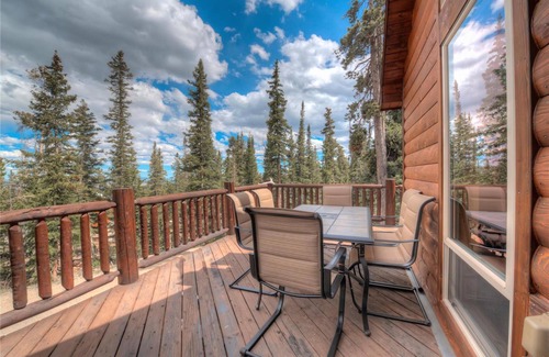 Valley of the Sun Cabin | Quiet Mountain Retreat in Valley of the Sun