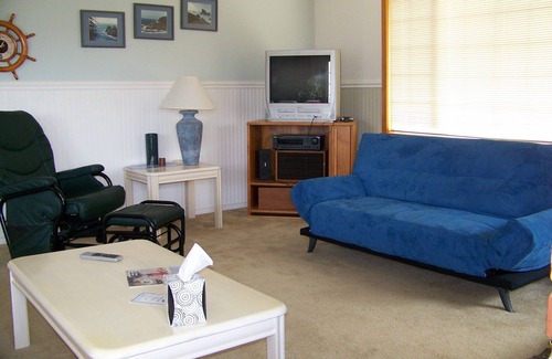 Surf Pines House | Quiet Oceanfront Cottage