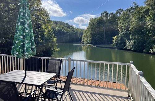 Wedowee House | Quiet Peaceful Lakefront Home on Lake Wedowee