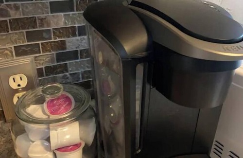 Arden-Arcade Apartment | Quiet Petite Garden Retreat