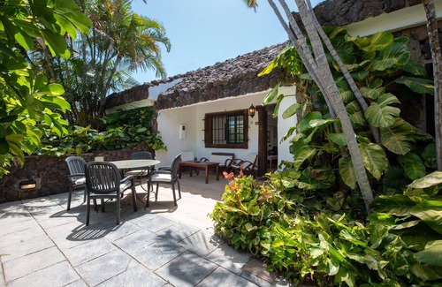 San Miguel de Abona House | Quiet Picturesqe Banana plantation, Heated pool, walking distance to shops&rest