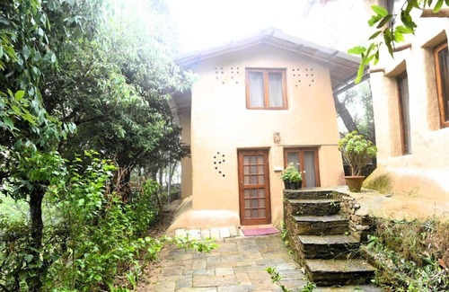 Kaul House | Quiet Place Himalayas Cob House Suite