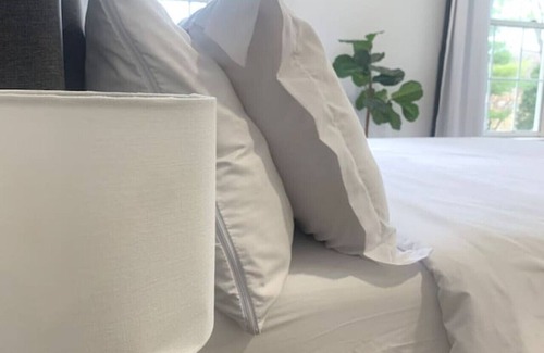 North Laurel House | Quiet Private Rm Laurel
