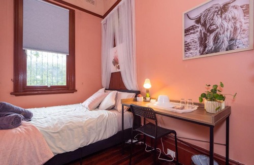 Strathfield House | Quiet Private Room In Strathfield 3min to Train Station