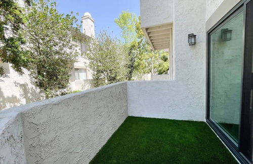 University City House | Quiet, Private & Sunny Townhome! Prime San Diego Location