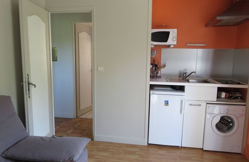 Nans-les-Pins Apartment | Quiet, relaxing and rejuvenating