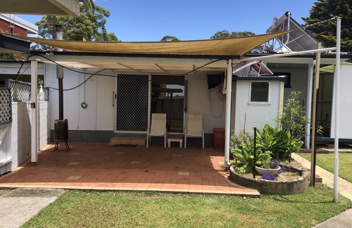 Swanhaven House | Quiet relaxing home close to beach, lake at your doorstep.