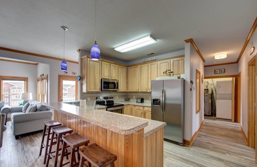 Manteo Condo | Quiet & relaxing top floor, sound-front condo, with elevator at the Outer Banks!
