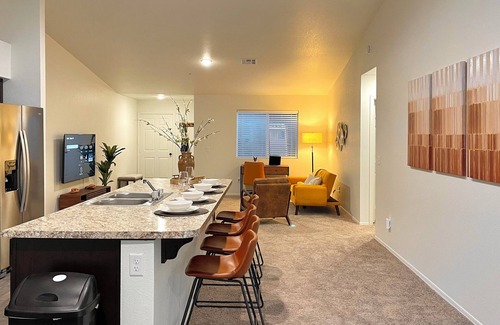 Yuma Condo | Quiet Retreat – 2BR Condo with Garage in Fortuna Foothills. Pet-Friendly!