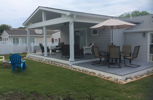 North Cape May House | Quiet retreat along the bay“BLU-DOLPHIN” with OUTDOOR SHOWER