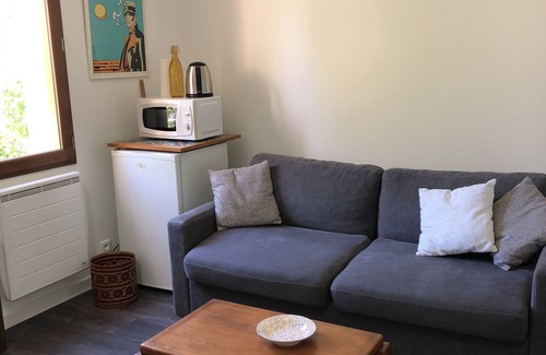 Gardouch House | Quiet room - small furnished - Canal du Midi