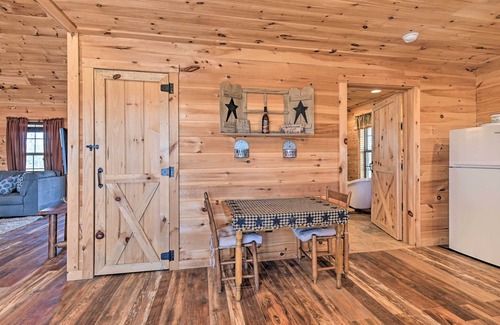 Berea Cottage | Quiet & Secluded Berea Cabin on 70-acre Farm!