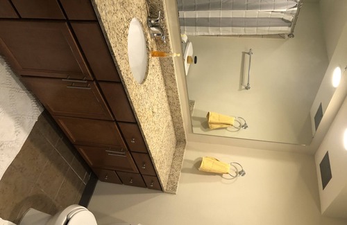 Indianapolis Apartment | Quiet, Secure, Luxury, Cozy Apartment