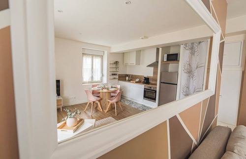 Cormontreuil Apartment | Quiet, spacious apartment near Reims-Cormontreuil shops