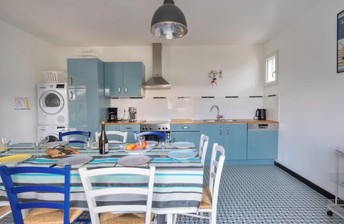 Benodet House | Quiet Spacious House 984 ft from the beach