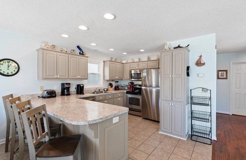 Ocean Isle Beach House | Quiet Street w/pool and direct beach access