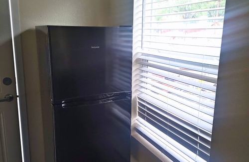 Colorado Springs Apartment | Quiet studio in amazing Colorado Springs with AC