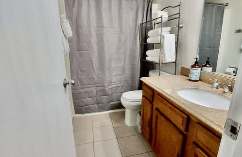 Fairfield Harbour Condo | Quiet studio