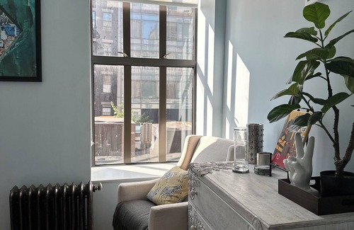 SoHo Apartment | Quiet & Stylish Loft in the Heart of Soho