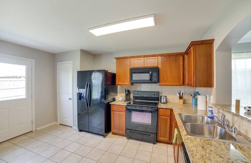 Seagoville House | Quiet Suburban Home w/Private Yard in Seagoville!