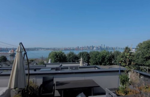 Lower Lonsdale House | Quiet Summer Rental - Modern Townhouse with Views in Lower Lonsdale