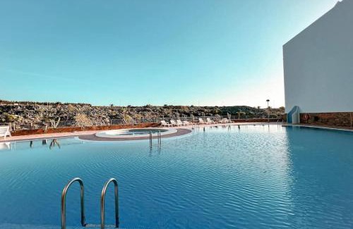 Callao Salvaje Apartment | Quiet Sunviet Stay, Pool & Morning Sun Balcony CS021