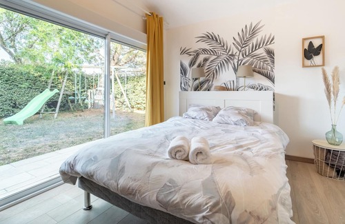 Saint-Simon Villa | Quiet swimming pool & bbq villa accessible by public transportation in Toulouse