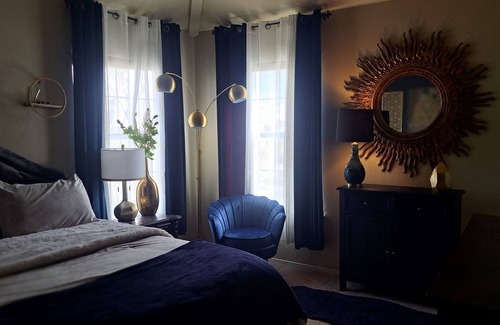 El Paso House | Quiet upscale neighborhood. Resort-like home.