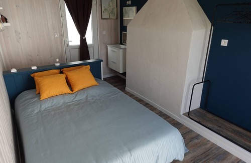 Saint Vivien House | Quiet vacation home just 8 minutes from the beach.