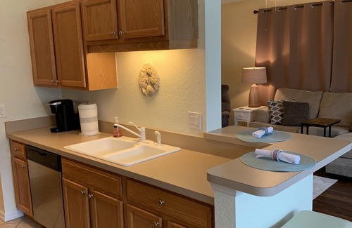 Venice Condo | Quiet Venice Florida getaway available 2025-26!