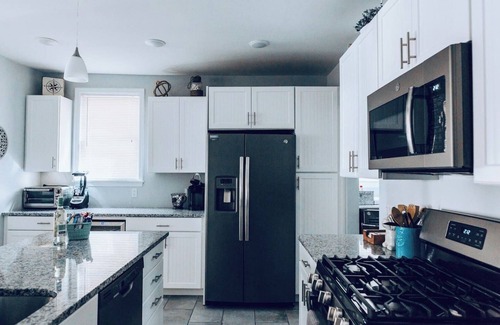 Ventnor City House | Quiet Ventnor Street near Beach, Restaurants & Shops, Quick Uber to Casinos