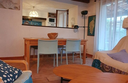 Lecci Villa | Quiet villa, 5-minute walk to the beach, shops within easy reach.