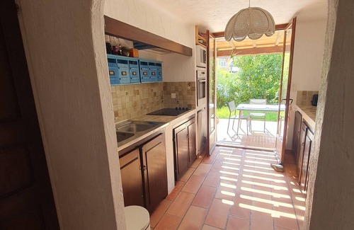 Lecci Villa | Quiet villa, 5-minute walk to the beach, shops within easy reach.