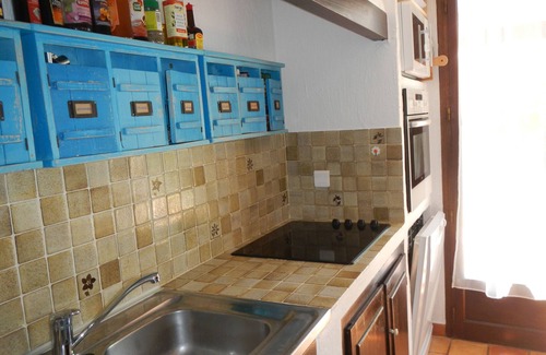 Lecci Villa | Quiet villa, 5-minute walk to the beach, shops within easy reach.