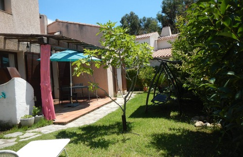 Lecci Villa | Quiet villa, 5-minute walk to the beach, shops within easy reach.