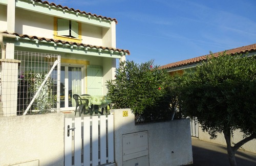 Saint-Pierre-la-Mer Villa | Quiet villa in a small residence close to the sea