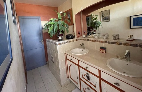 La Valette-du-Var Villa | Quiet villa on the slopes of Coudon (sea view) 15min from the beaches