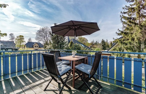 Ostseebad Prerow Apartment | Quietly situated apartment for up to 2 p. + infant, sauna, WLAN, balcony, bicycle shed